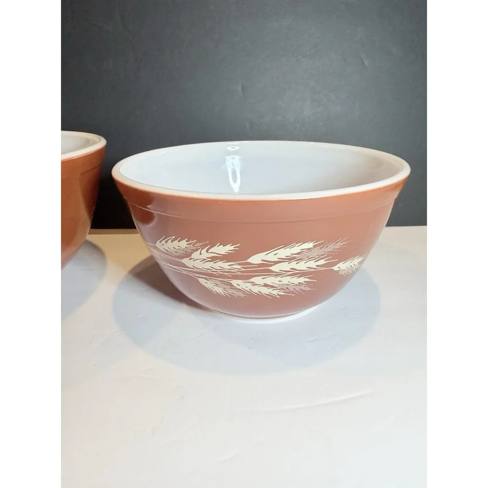 Vintage Pyrex Autumn Harvest Wheat Mixing Bowls Set #402 #403 Nesting Pair